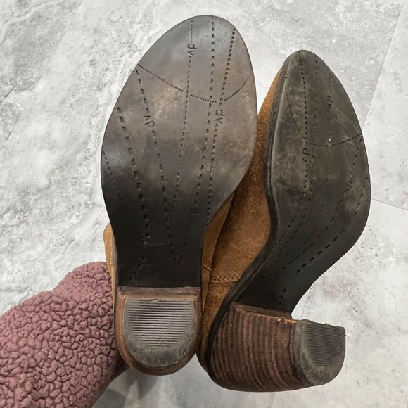 DV by Dolce Vita Womens Heel‎ Pointed Toe Booties Size 6 Camel Brown Suede - Picture 7 of 10